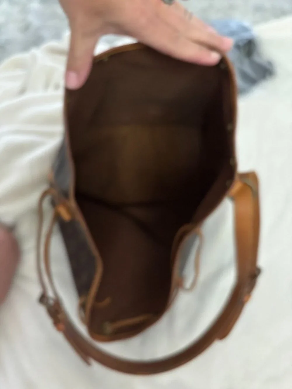 Vintage 1999 Louis Vuitton Monogram Noé Bucket Bag (M42224)
